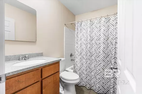 Bath - 3828 Mcgrue Ln, Mobile, AL 36605 photo 2 of 2