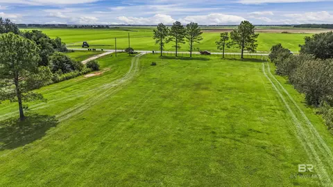 16207 Laurent Rd, Foley, AL 36535