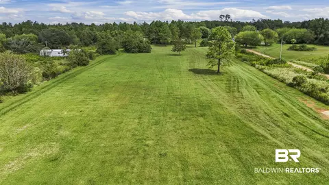 16207 Laurent Rd, Foley, AL 36535