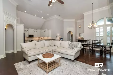 777 Louise Ave, Mobile, AL 36609 photo 2