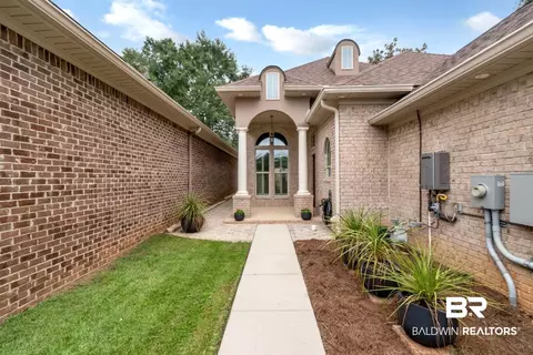 777 Louise Ave, Mobile, AL 36609 photo 6