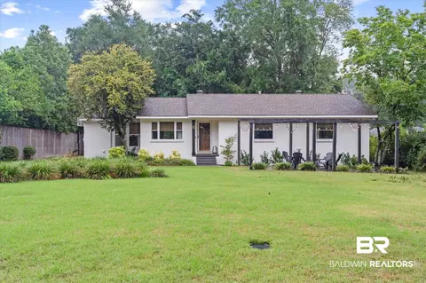 3 E Horloesther Ct, Mobile, AL 36608