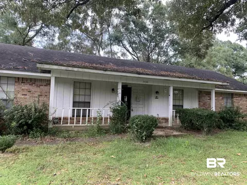 9150 Eastwood Dr, Semmes, AL 36575