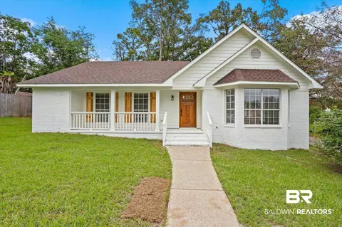 1916 Lapaz Ave, Saraland, AL 36571