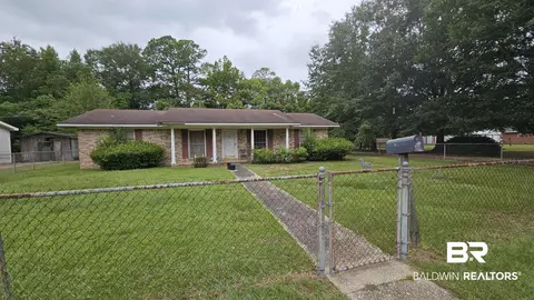 216 6th Ave, Atmore, AL 36502