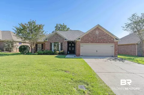 121 Marilyn Ave, Fairhope, AL 36532