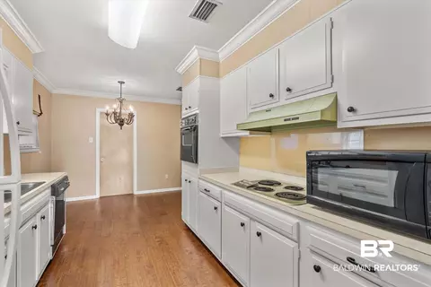5608 Judson Cir, Mobile, AL 36608 photo 4