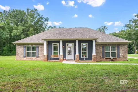 1700 S Juniper Dr, Foley, AL 36535