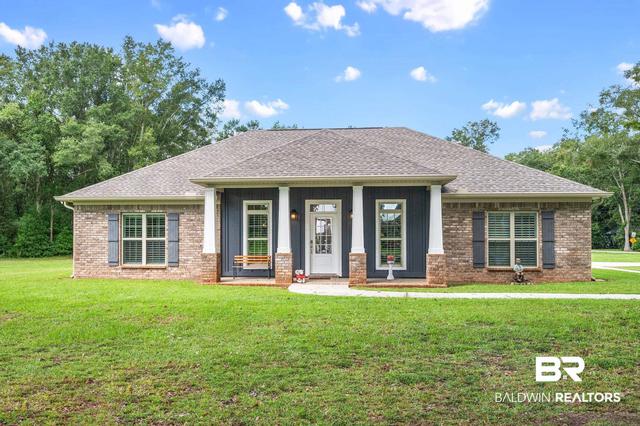 1700 S Juniper Dr, Foley, AL 36535