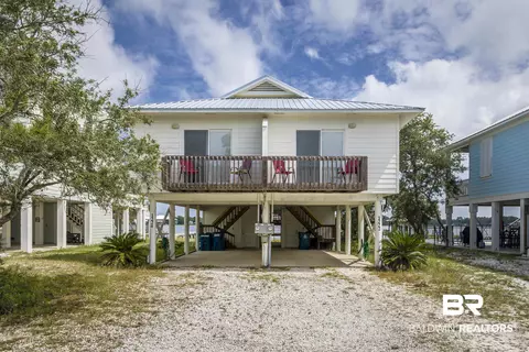 1222 W Lagoon Dr, Gulf Shores, AL 36542