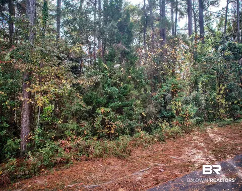 106 Lynnwood Cir, Daphne, AL 36526