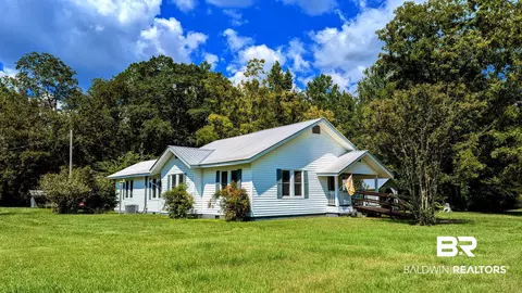 193 Crawford St, Millry, AL 36558