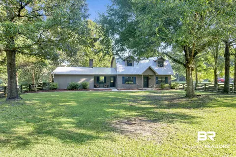 7160 Ching Dairy Loop Rd, Mobile, AL 36618 photo 2