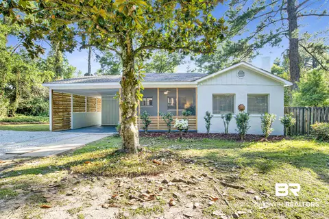 402 Fairwood Blvd, Fairhope, AL 36532