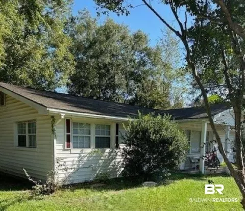 404 W 3rd Ave, Foley, AL 36535 photo 2