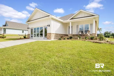 153 Ferdinand Ave, Fairhope, AL 36532
