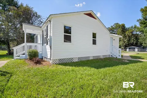 458 4th Ave, Chickasaw, AL 36611 photo 16