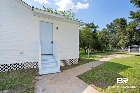 458 4th Ave, Chickasaw, AL 36611 photo 15