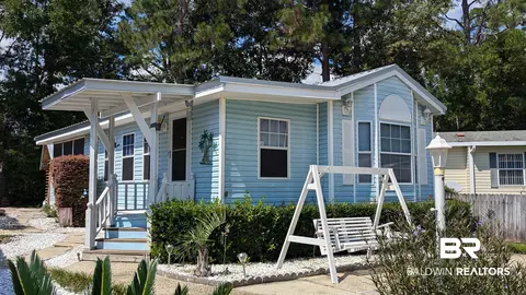 290 Buena Vista Cir, Lillian, AL 36549