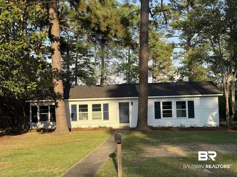 1610 Bonita Ave, Brewton, AL 36426