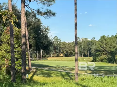 10 Muirfield Ct, Loxley, AL 36551