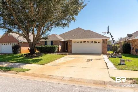 333 Savannah Ln, Gulf Shores, AL 36542