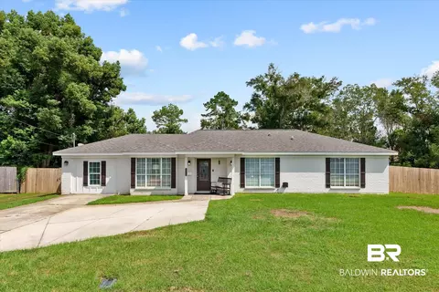 15 Magnolia Cir, Foley, AL 36535