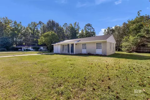 501 W Craig St, Atmore, AL 36502