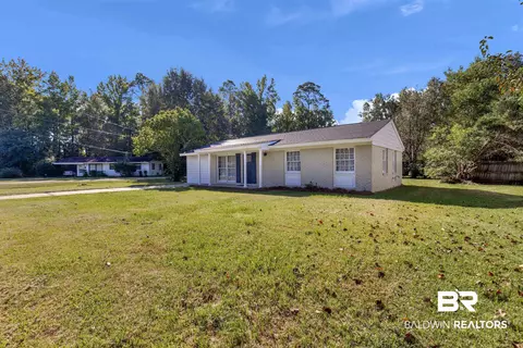 501 W Craig St, Atmore, AL 36502