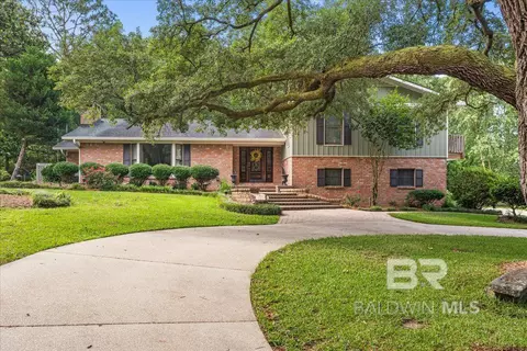 8321 Fordham Rd, Mobile, AL 36619