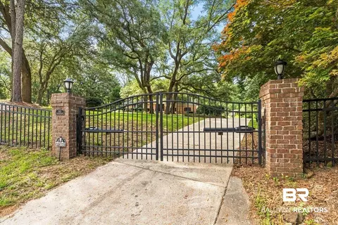8321 Fordham Rd, Mobile, AL 36619 photo 6
