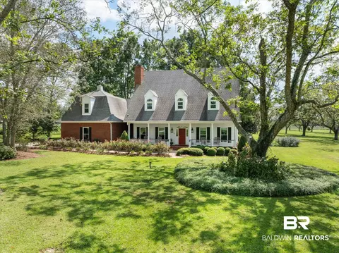 5231 Dawes Rd, Grand Bay, AL 36541