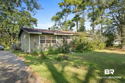 1103 N Cedar St, Loxley, AL 36551