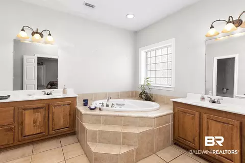 17586 E View Loop, Foley, AL 36535 photo 9