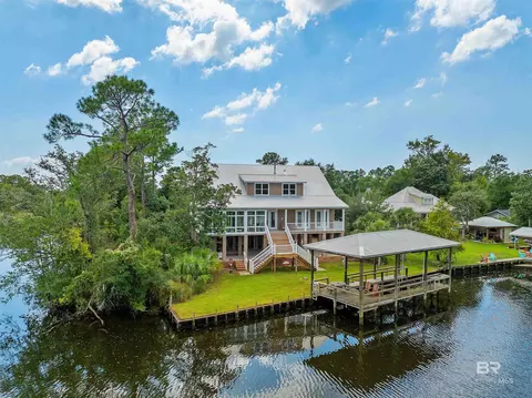 11655 Mockingbird Ln, Fairhope, AL 36532