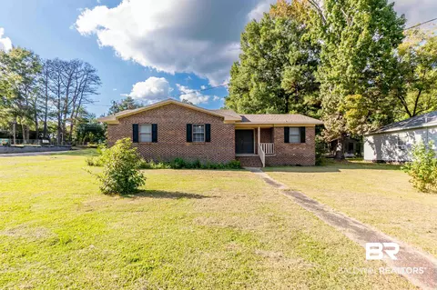 751 Liles Blvd, Brewton, AL 36426