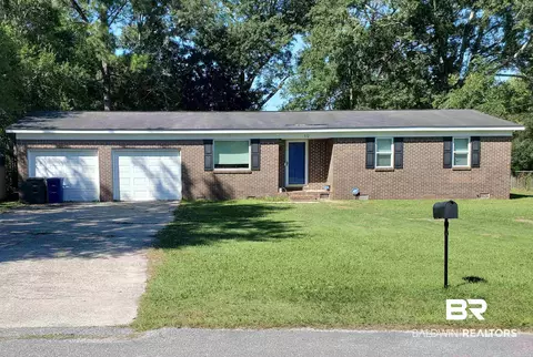 312 W Fig Ave, Foley, AL 36535