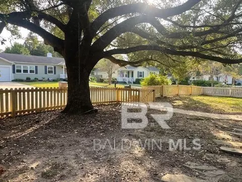 Exterior - 20 Lancaster Rd, Mobile, AL 36608 photo 2 of 2
