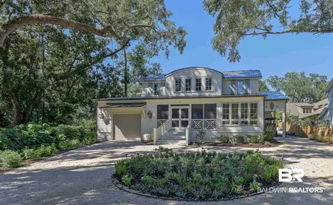 59 N Church St, Fairhope, AL 36532