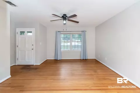 320 Vanderbilt Dr, Mobile, AL 36608 photo 8
