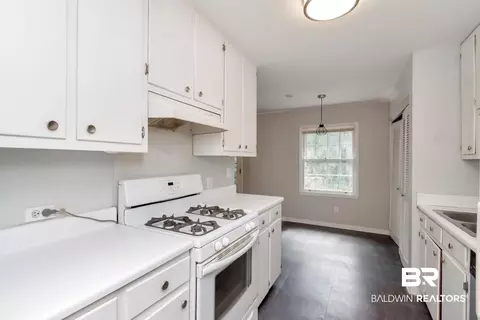 320 Vanderbilt Dr, Mobile, AL 36608 photo 18