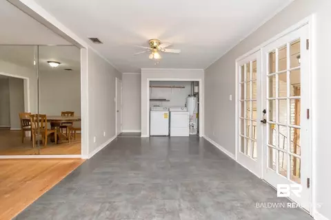 320 Vanderbilt Dr, Mobile, AL 36608 photo 13