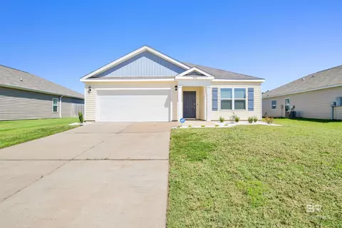 8008 Pickwick Dr, Foley, AL 36535