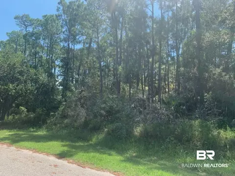 237 Chenault Ave, Dauphin Island, AL 36528