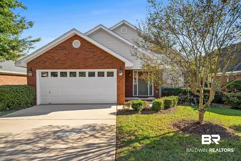 129 Cypress Ln, Fairhope, AL 36532