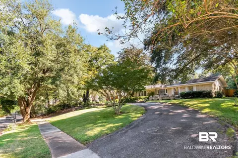 251 Suffolk Rd, Mobile, AL 36608 photo 5