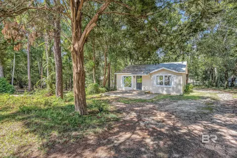 517 Grand Ave, Fairhope, AL 36532