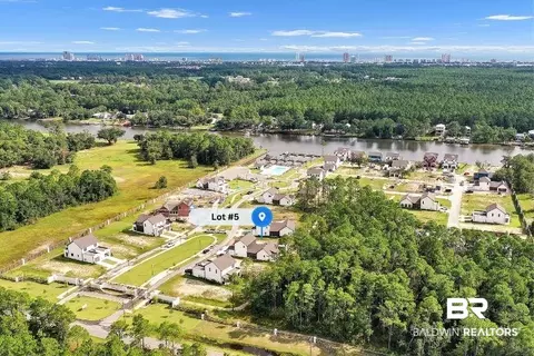 2805 Straits Blvd, Gulf Shores, AL 36542