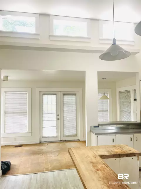 70 S Georgia Ave, Mobile, AL 36604 photo 8