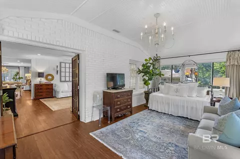 354 E Byron Ave, Mobile, AL 36609 photo 5
